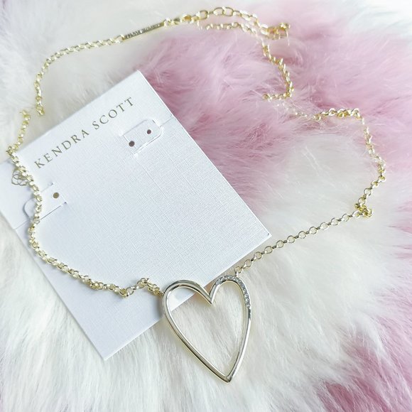 Kendra Scott Gold Ansley Heart Pendant Necklace - Picture 2 of 3